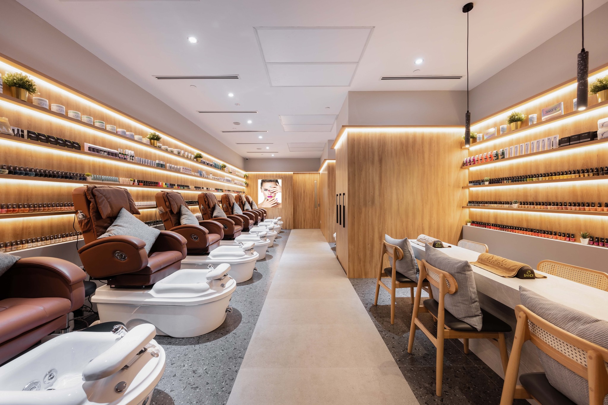 NOW BOOKING: Rivers Edge – The W Nail Bar
